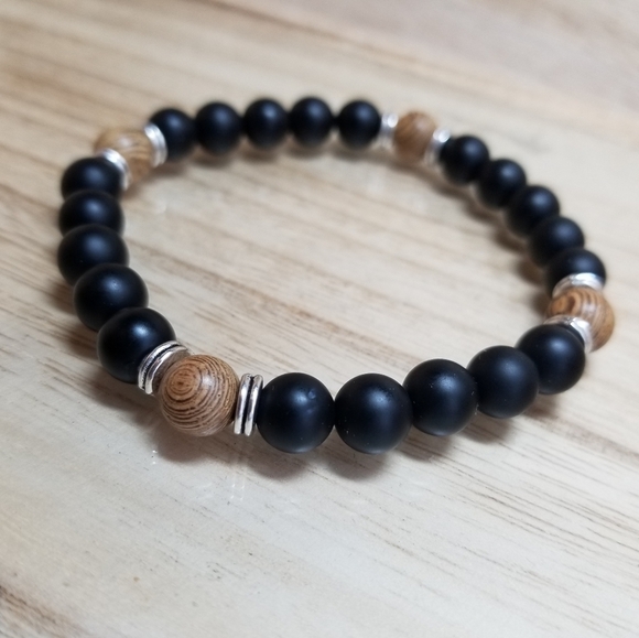 Black Onyx & Wood Grain Beaded Gemstone Bracelet - Picture 6 of 8